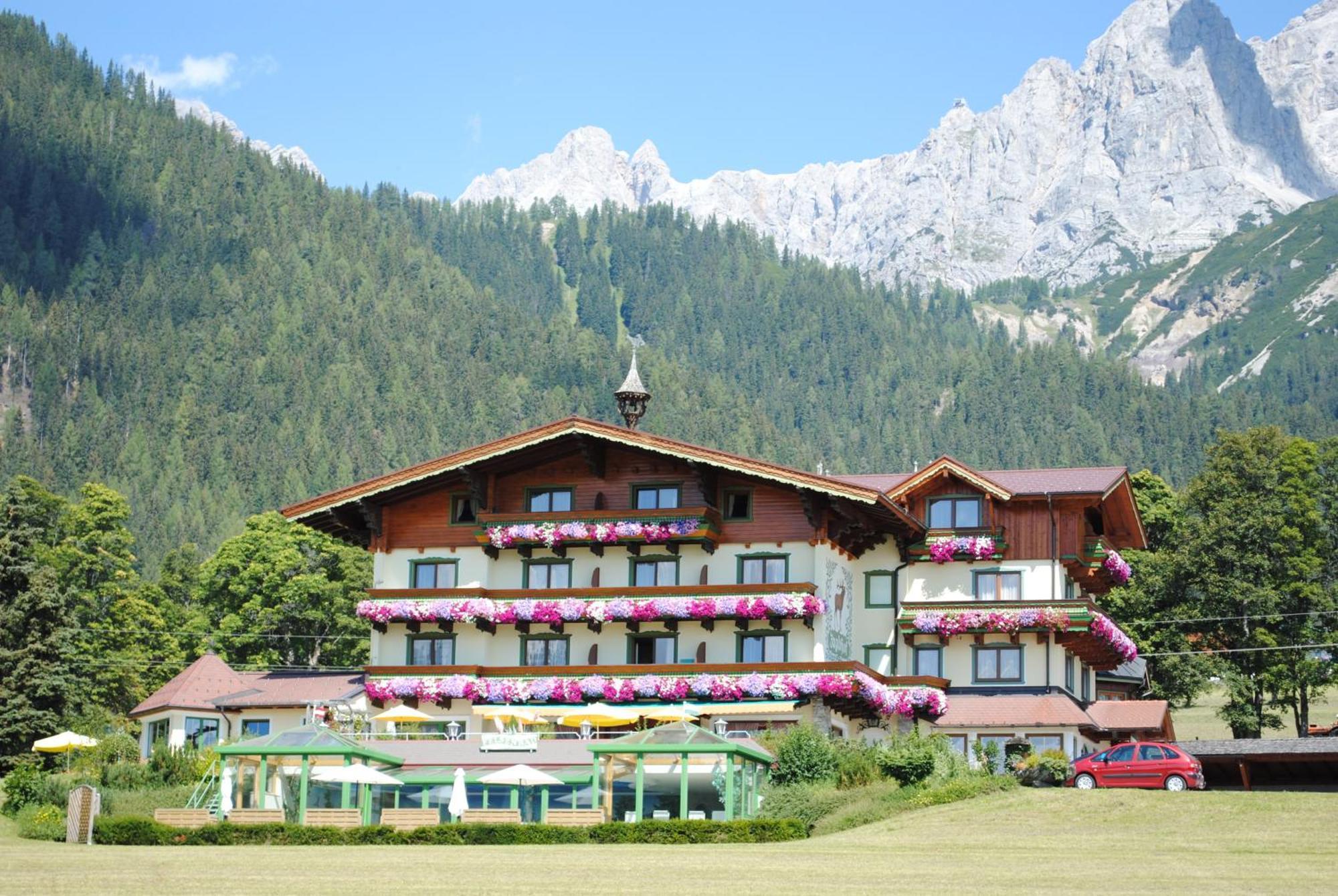 Hotel Jagdhof Ramsau am Dachstein Exterior photo