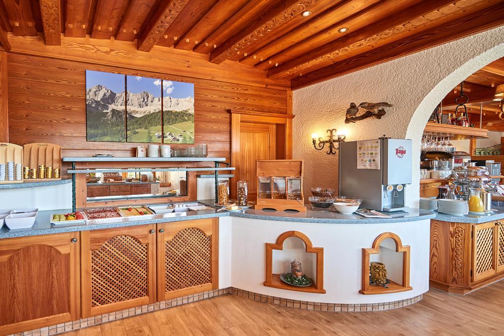 Hotel Jagdhof Ramsau am Dachstein Exterior photo