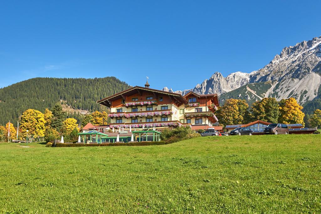 Hotel Jagdhof Ramsau am Dachstein Exterior photo